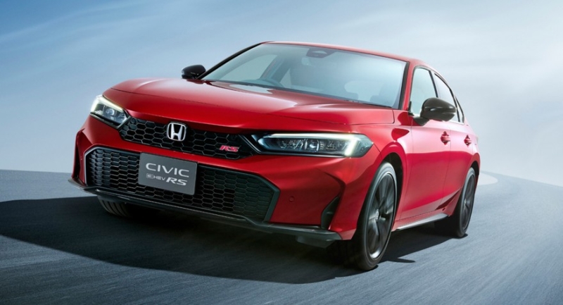 Honda объявила о старте продаж Civic e:HEV RS в Японии