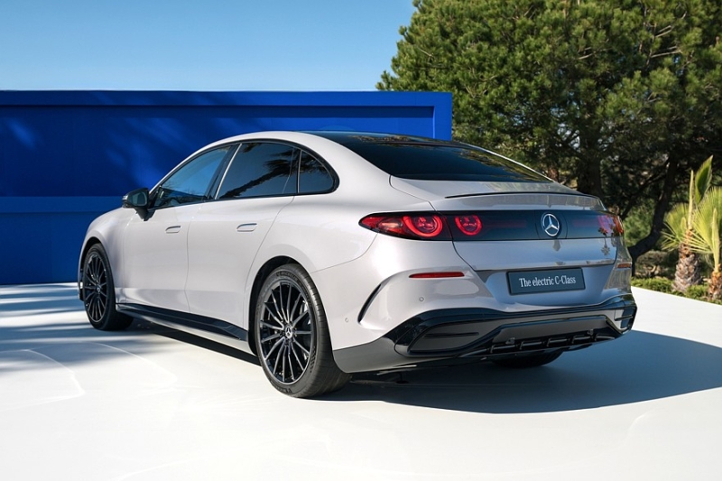 Как будто играет одна и та же пластинка: представлен Mercedes-Benz C-Class electric