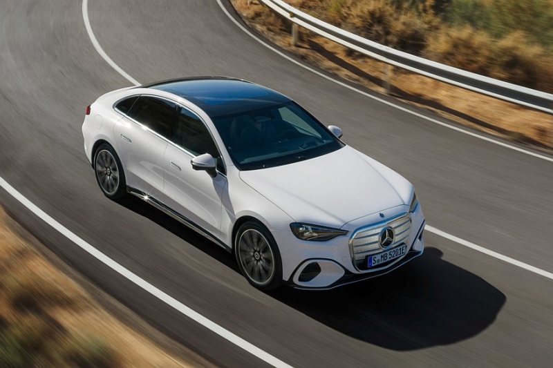 Как будто играет одна и та же пластинка: представлен Mercedes-Benz C-Class electric