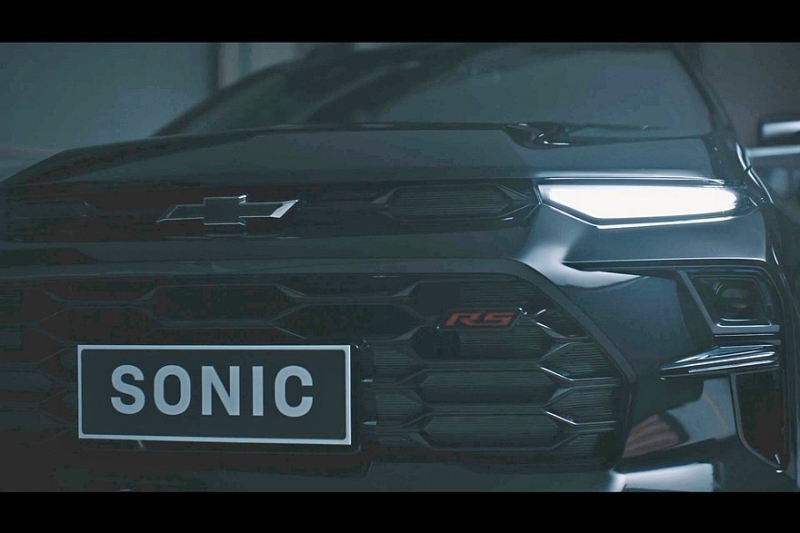 Кроссовер Chevrolet Sonic: официальные кадры без камуфляжа и дата запуска