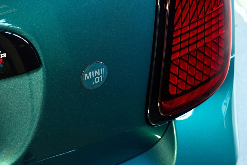 Mini.01 на базе Mini JCW Convertible: уникальный кабриолет для капризного американца