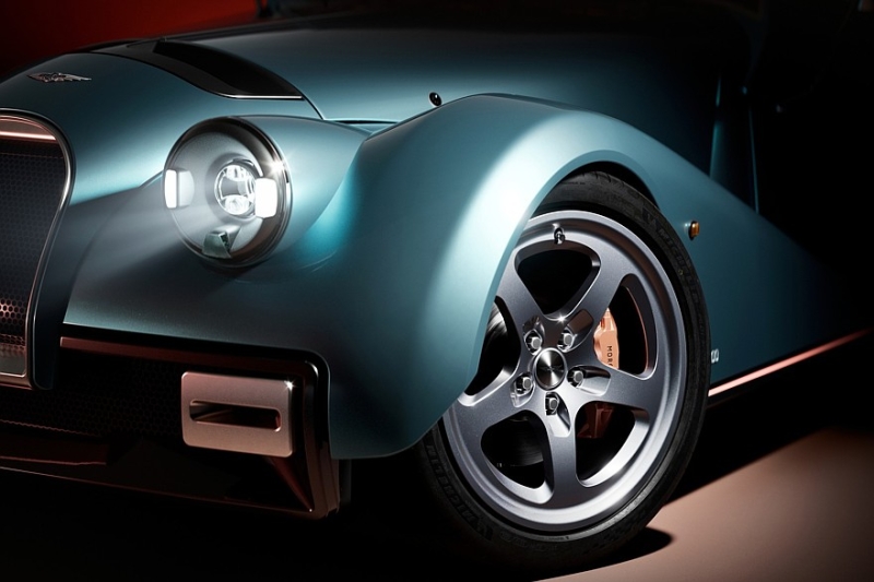 Morgan Supersport 400: новая топ-версия флагманской модели для опытных водителей
