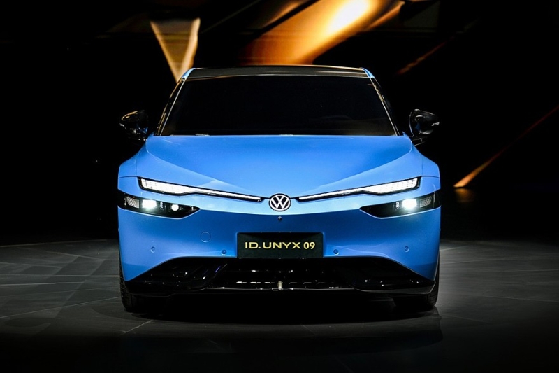 Не только кроссоверы: анонсирован большой седан Volkswagen ID.Unyx 09
