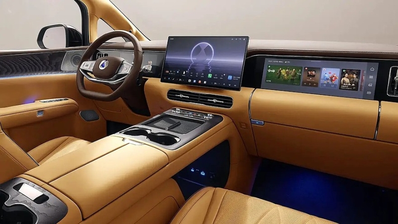 Обновлённый минивэн Denza D9 выходит на рынок: новая техника и до 10 экранов в салоне