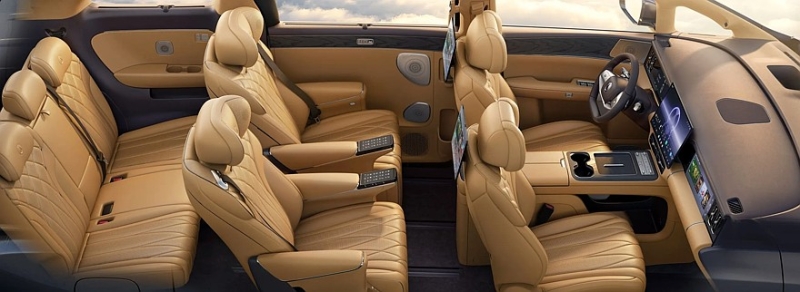 Обновлённый минивэн Denza D9 выходит на рынок: новая техника и до 10 экранов в салоне