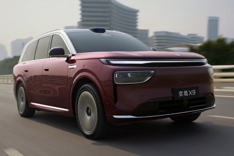 Первенец совместного бренда Dongfeng и Huawei &ndash; кроссовер Yijing X9, он же Epicland X9