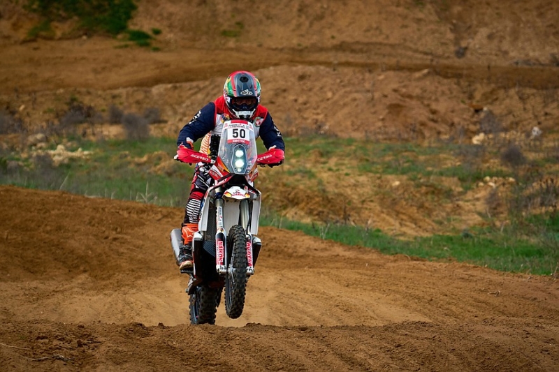 Первые победы сезона: итоги первого внедорожного марафона в Калмыкии