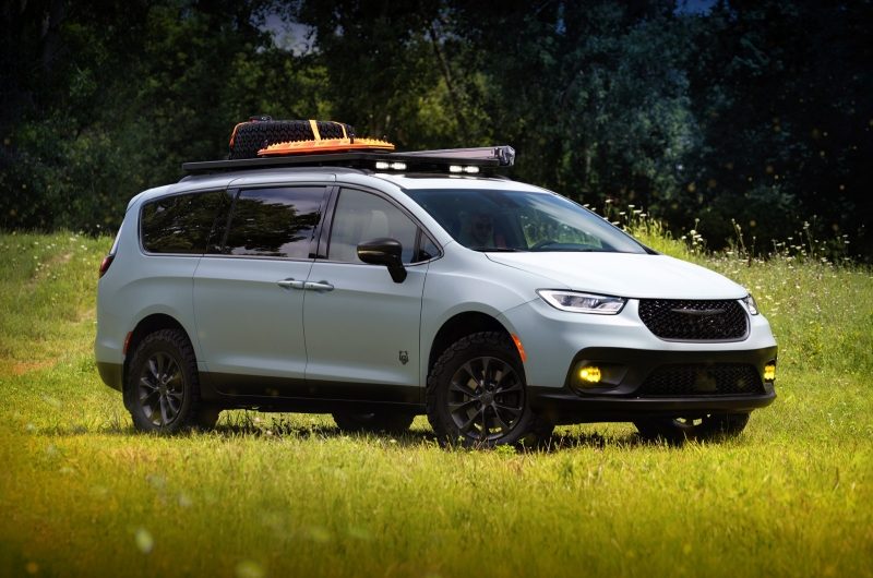 «Приключенческий» минивэн Chrysler Pacifica Grizzly Peak может пойти в серию