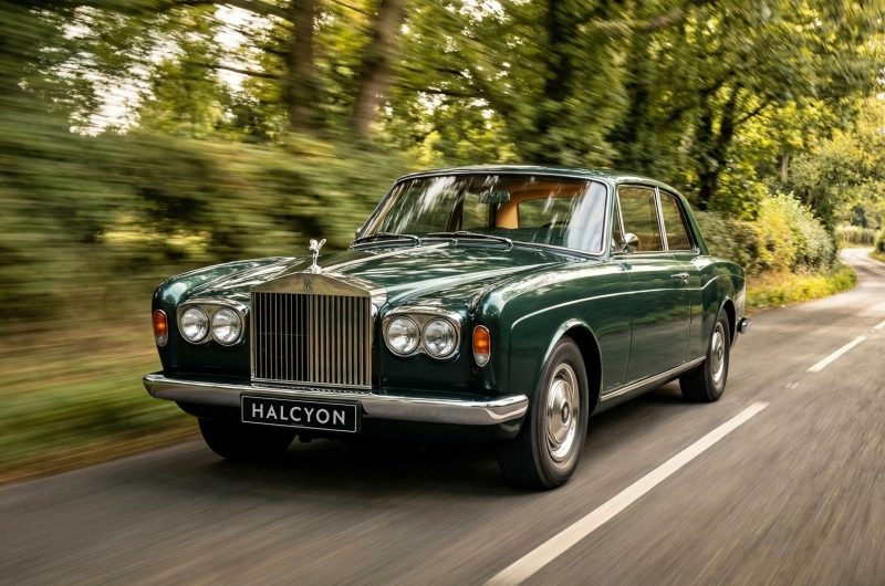 Рестомод Halcyon Great Eight на базе Rolls-Royce Corniche в стиле викторианской Англии