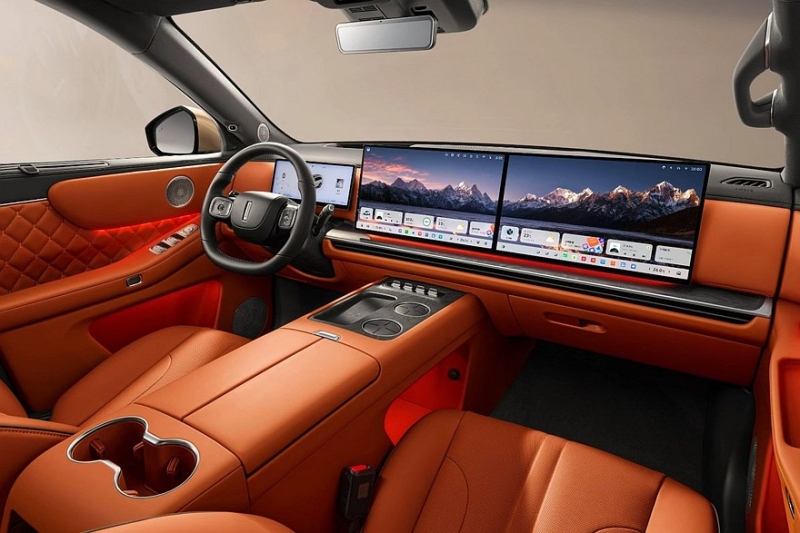 Роскошный кроссовер Wey V9X доступен к заказу: полный привод уже в базе и два варианта длины