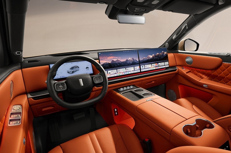 Роскошный кроссовер Wey V9X доступен к заказу: полный привод уже в базе и два варианта длины