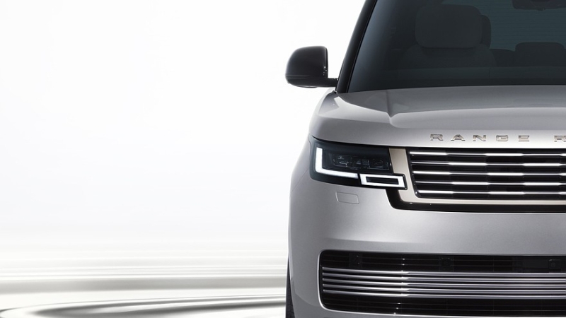 У внедорожника Range Rover SV появилась эксклюзивная топ-версия Ultra