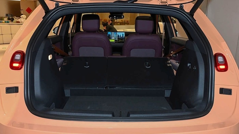 Успешный в Китае и забуксовавший в Европе хэтчбек Firefly обновлён через год после дебюта