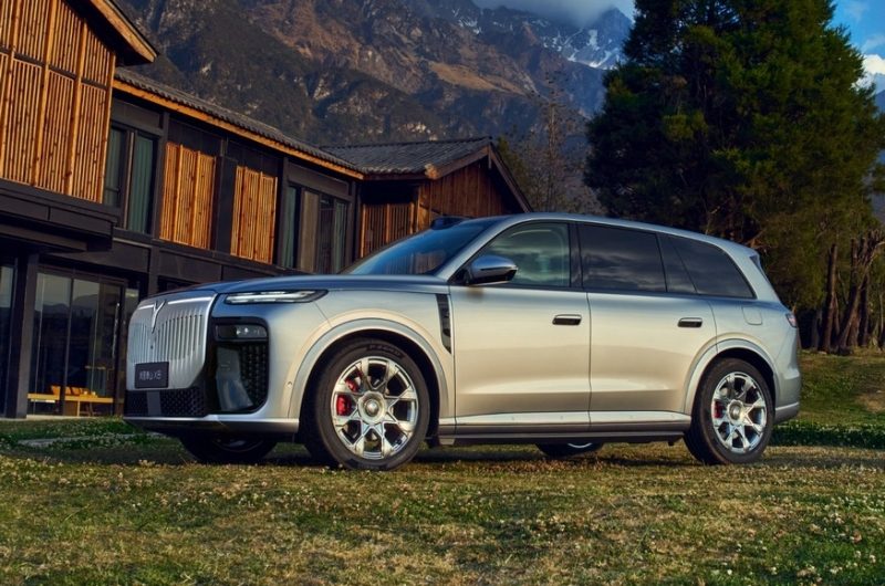 Voyah Taishan X8: внешность флагмана, несколько вариантов начинки и ажиотаж