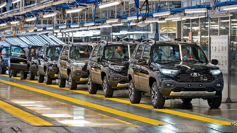 У внедорожника Lada Niva Travel появилась лимитированная спецверсия
