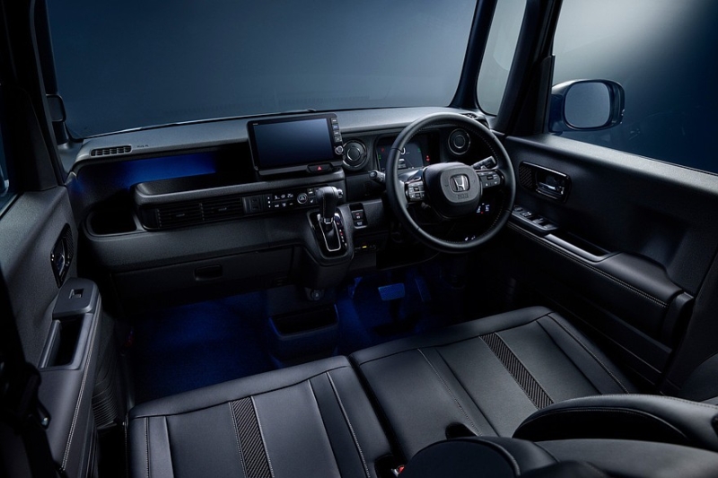 Honda N-Box: больше агрессии для молодёжного Custom, почерневший &laquo;кроссовер&raquo; и кое-что ещё