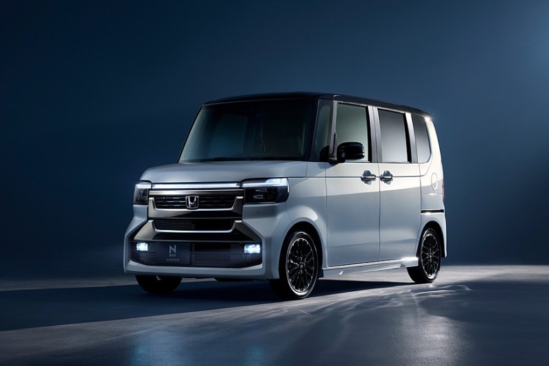 Honda N-Box: больше агрессии для молодёжного Custom, почерневший &laquo;кроссовер&raquo; и кое-что ещё