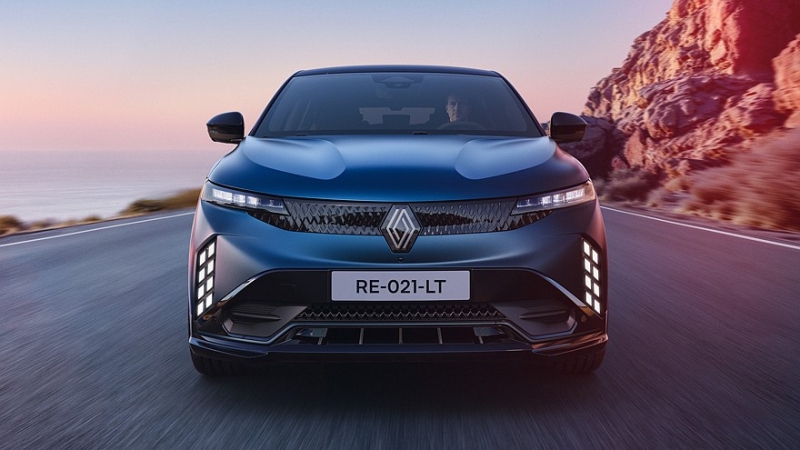 Renault освежила хэтчбек Megane E-Tech electric: новое &laquo;лицо&raquo; и батарея большей ёмкости