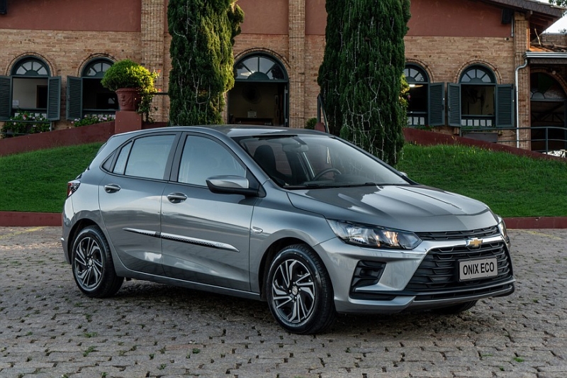 Семейство Chevrolet Onix: возвращение кросс-версии Activ, фургон и другие обновки