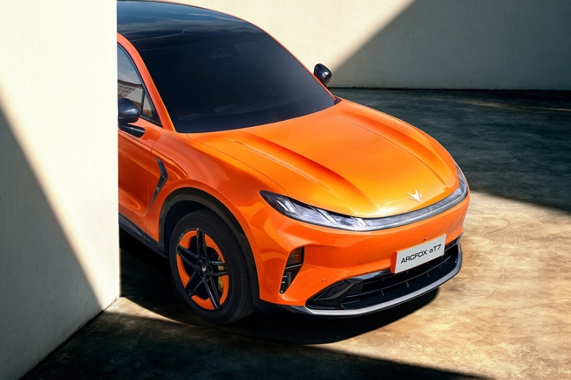Анонсирован кроссовер Arcfox Alpha T7 от BAIC: спортивный имидж и, скорее всего, недорого
