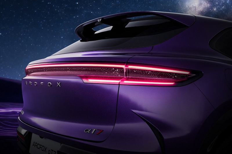 Анонсирован кроссовер Arcfox Alpha T7 от BAIC: спортивный имидж и, скорее всего, недорого