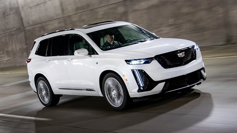 Бензиновый Cadillac XT6 вернётся в строй на фоне слабых продаж электромобилей