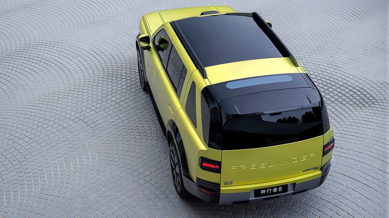 Большой кроссовер Freelander 8 от Land Rover и Chery: салон и подробности