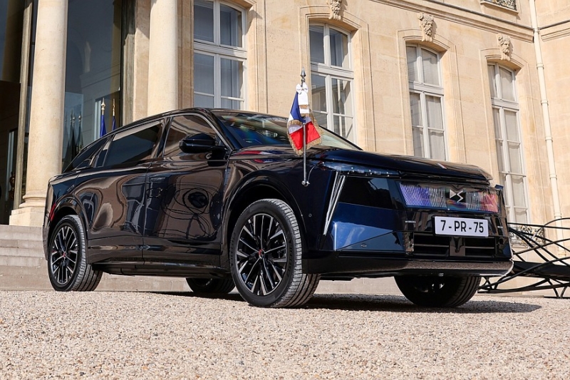 Эксклюзив для Макрона: удлинённый DS №7 Elysee с гидропневматической подвеской
