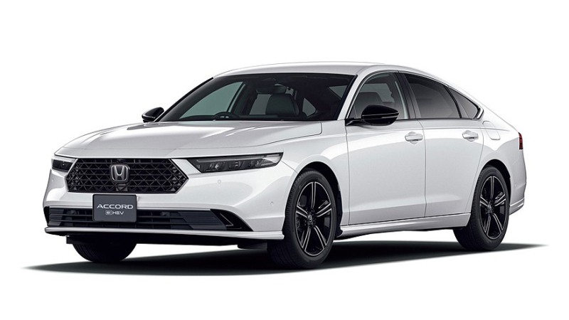 Honda освежила седан Accord в Японии, прайс-лист раскрыт