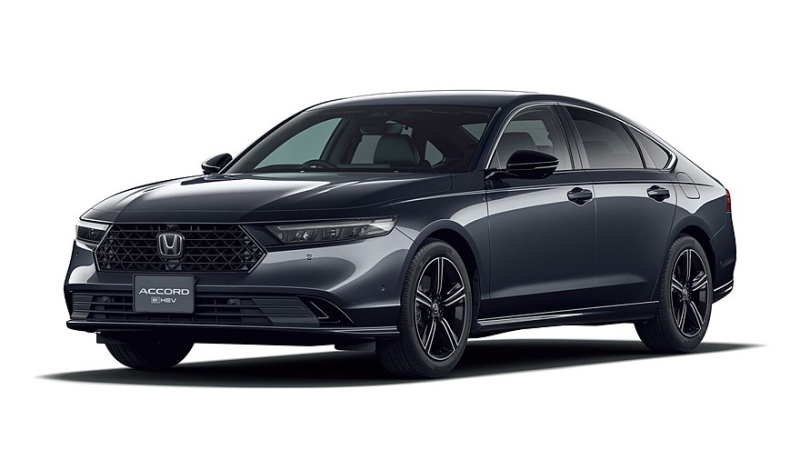 Honda освежила седан Accord в Японии, прайс-лист раскрыт