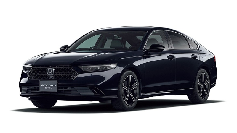 Honda освежила седан Accord в Японии, прайс-лист раскрыт