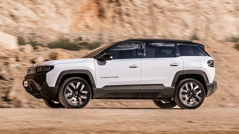 Jeep пытается всех убедить, что электрический Compass 4xe &mdash; настоящий внедорожник