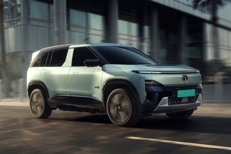 Кроссовер Tata Sierra получил новую начинку и полный привод