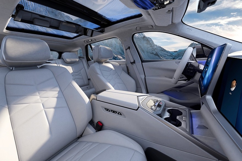 Новый BMW X5 L для Китая: плюс 130 мм к колёсной базе и надежда вернуть былую любовь