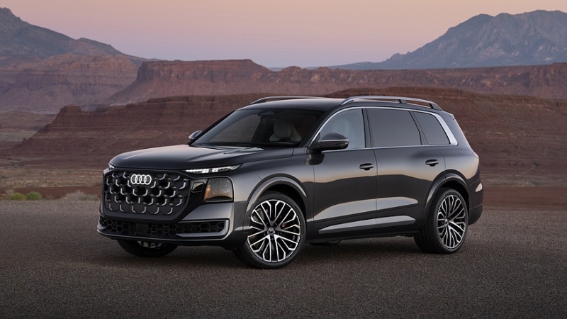 Новый флагман: полностью рассекречен полноразмерный кроссовер Audi Q9