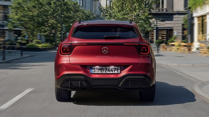 Новый кроссовер Mercedes-Benz GLA получил несколько вариантов техники. Цены известны
