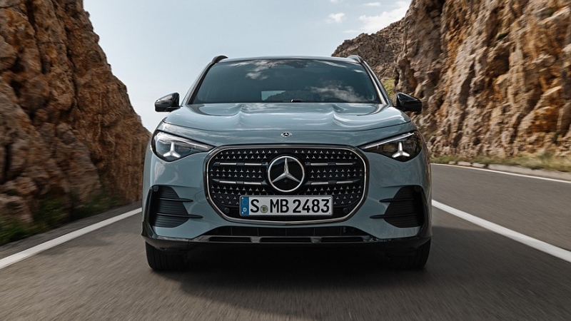 Новый кроссовер Mercedes-Benz GLA получил несколько вариантов техники. Цены известны