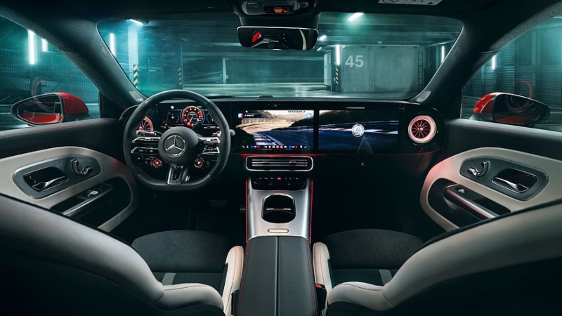 Новый Mercedes-AMG CLA 45: 680-сильная трёхмоторная установка, 2,7 секунды до «сотни»