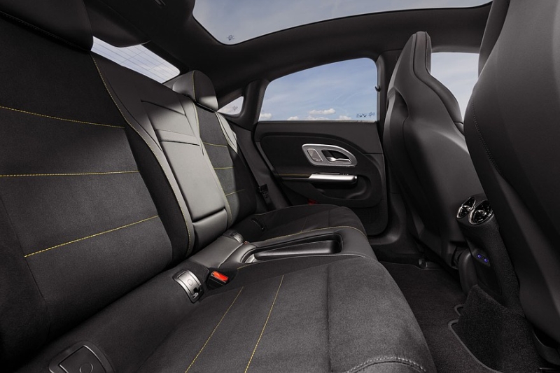 Новый Mercedes-AMG CLA 45: 680-сильная трёхмоторная установка, 2,7 секунды до «сотни»