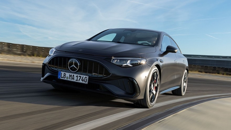 Новый Mercedes-AMG CLA 45: 680-сильная трёхмоторная установка, 2,7 секунды до «сотни»