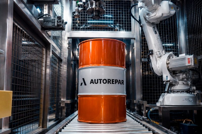 «Пежо Ситроен Рус» и United Petrochemicals начали выпуск моторных масел в Калужской области