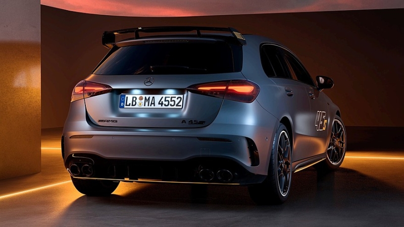 Прощальный Mercedes-AMG A 45 S 4Matic+ Final Edition сдаёт вахту &laquo;электричкам&raquo;