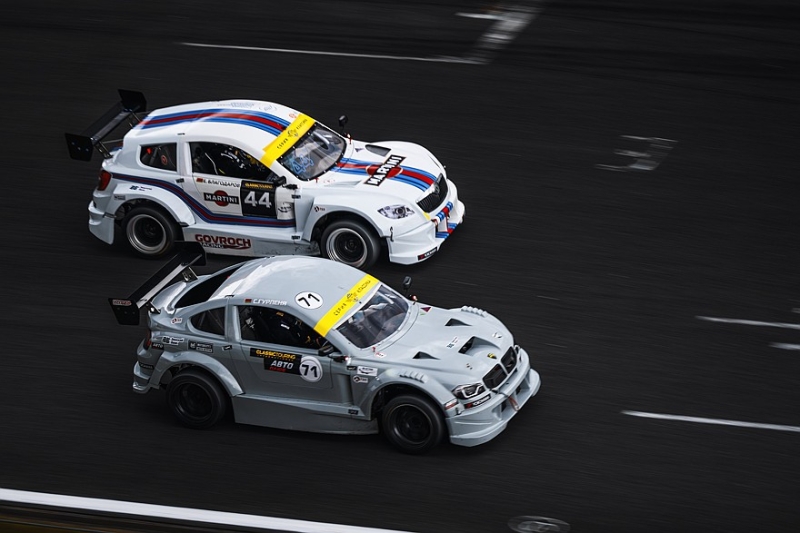 «Серия классика 2026» на Moscow Raceway третий этап – успех, эмоции и ретромагия!