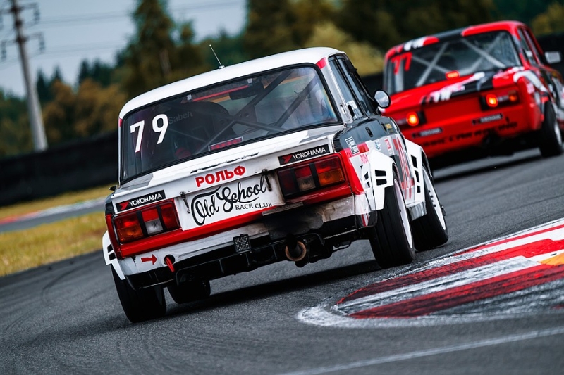 «Серия классика 2026» на Moscow Raceway третий этап – успех, эмоции и ретромагия!