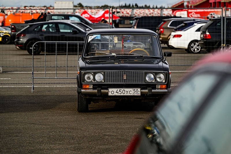 Третий этап «Серия Классика – 2026» на Moscow Raceway: ретроатмосфера и зрелищные заезды