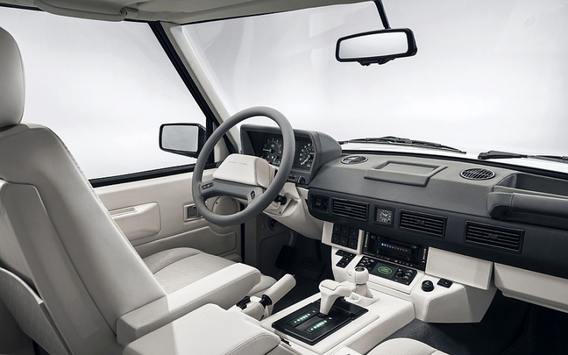 Уникальный Range Rover Classic Titan Silver в идеальном состоянии продадут на аукционе