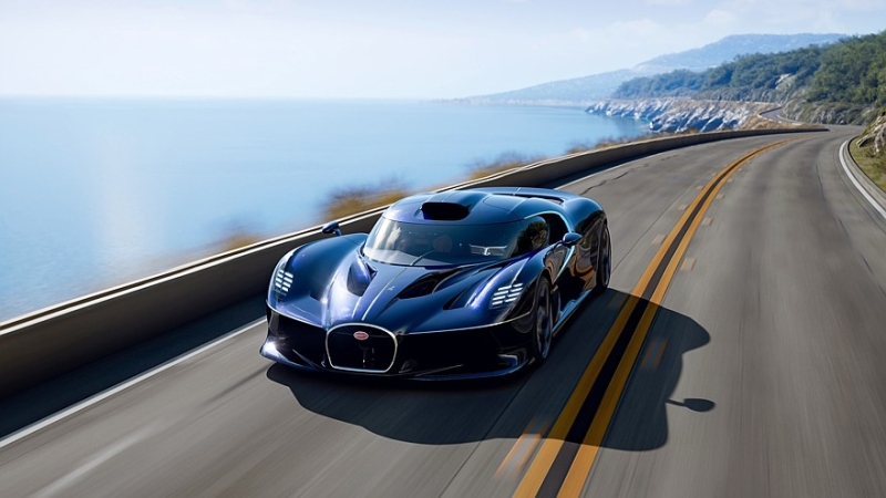 Bugatti Destrier: дорожный «боевой конь» на базе трекового суперкара Bugatti Bolide