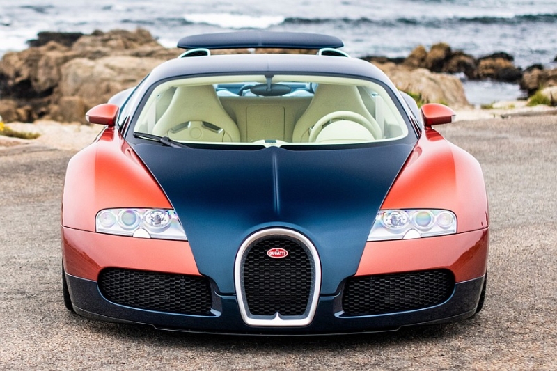 Bugatti представила полностью отреставрированный и слегка облагороженный Veyron