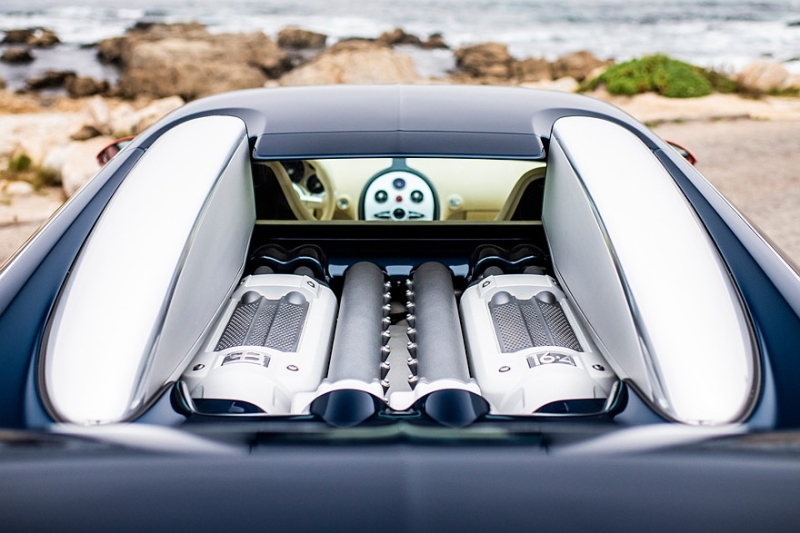 Bugatti представила полностью отреставрированный и слегка облагороженный Veyron