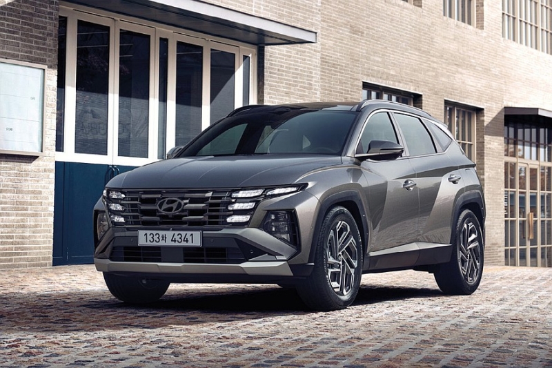 Кроссовер Hyundai Tucson получил крутой дизайн в новом поколении: официальные изображения